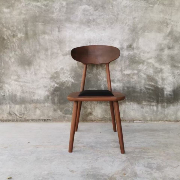 Wood Chair Falsa